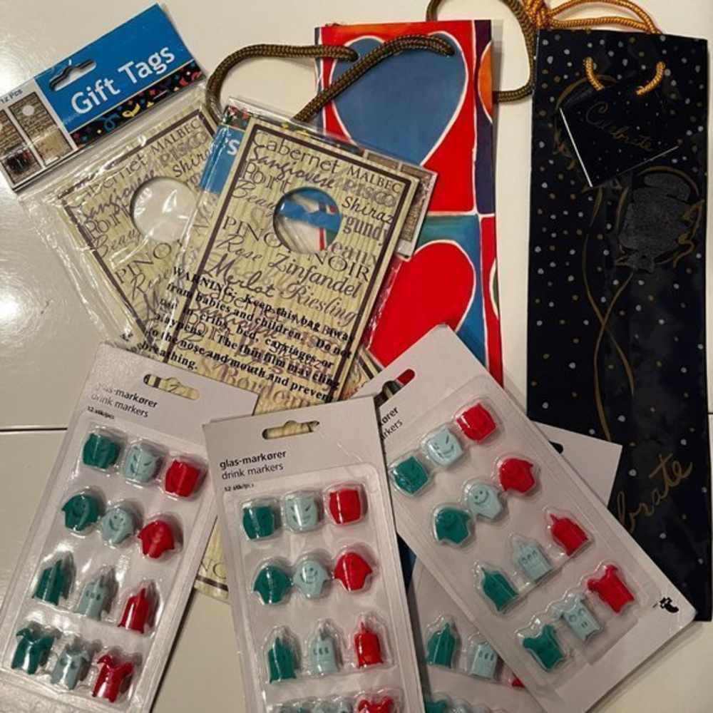 Wine Bags, Wine‎ Tags & Wine Markers (p/s)